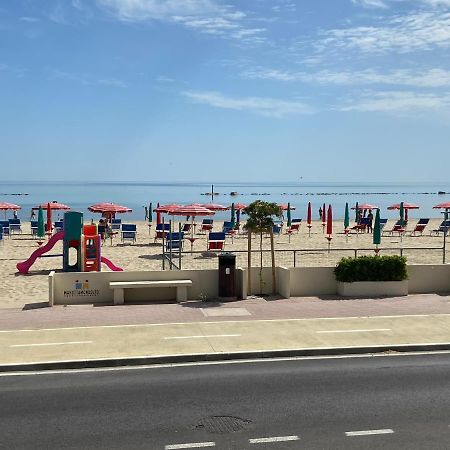 Gfh - Hotel Spiaggia D'Oro Marotta Zewnętrze zdjęcie