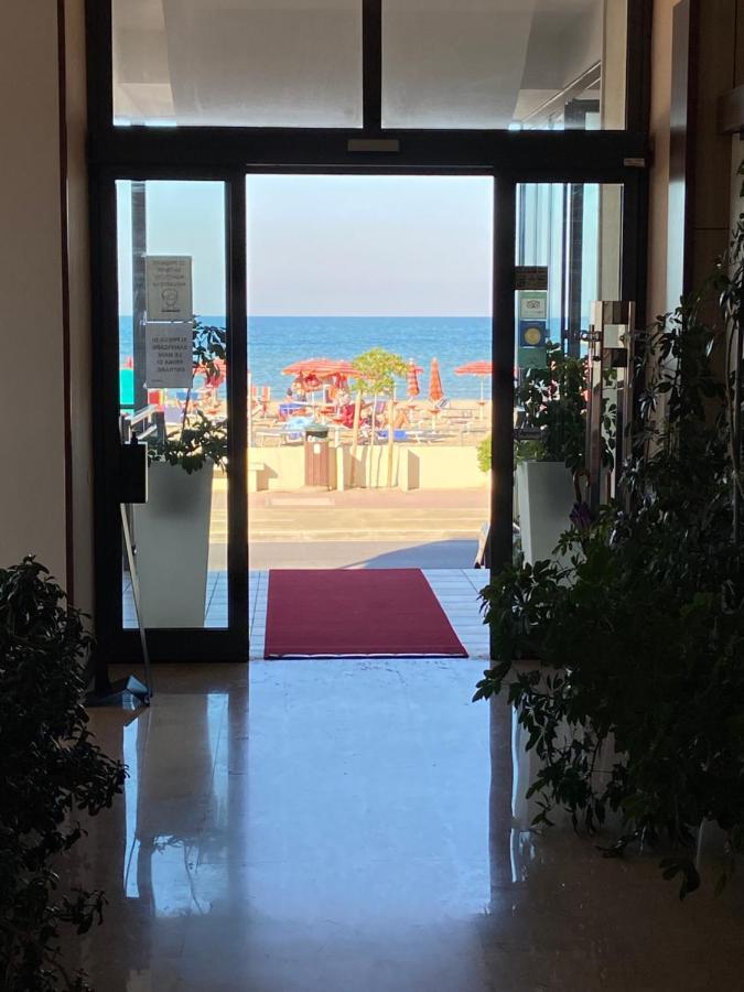 Gfh - Hotel Spiaggia D'Oro Marotta Zewnętrze zdjęcie