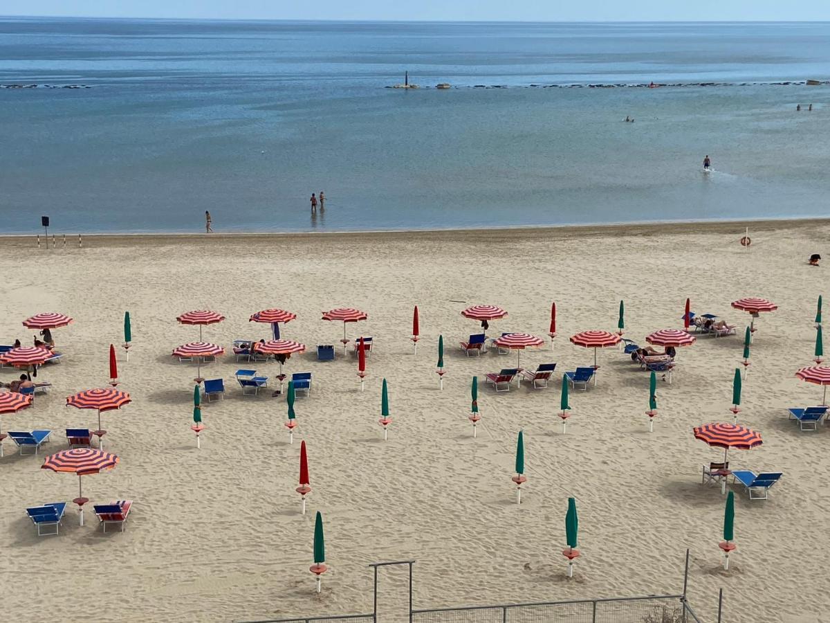 Gfh - Hotel Spiaggia D'Oro Marotta Zewnętrze zdjęcie