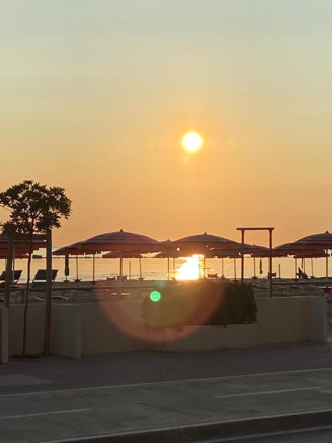 Gfh - Hotel Spiaggia D'Oro Marotta Zewnętrze zdjęcie