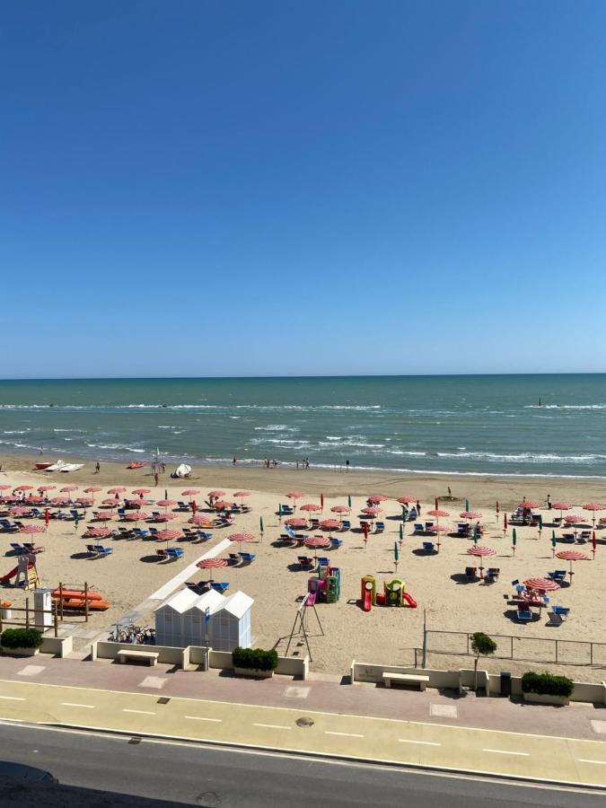 Gfh - Hotel Spiaggia D'Oro Marotta Zewnętrze zdjęcie